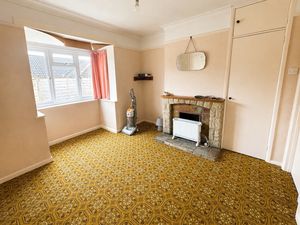 Dining Room- click for photo gallery
